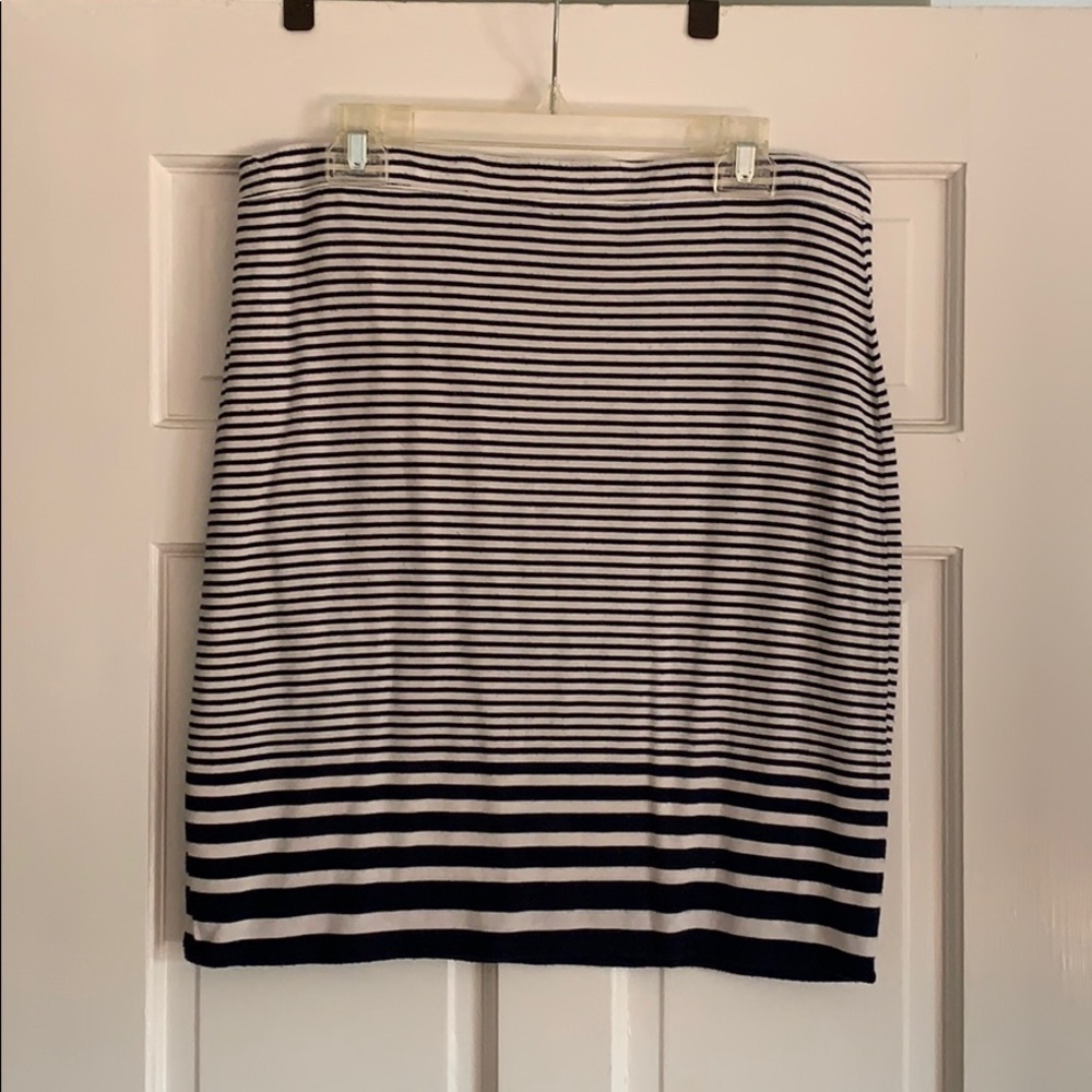 Max Studio blue/white stripped skirt